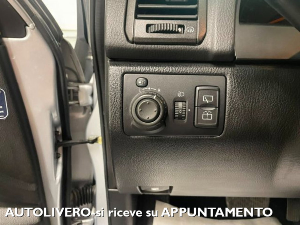 Ssangyong Rexton 2.7 XDi cat Plus (18)