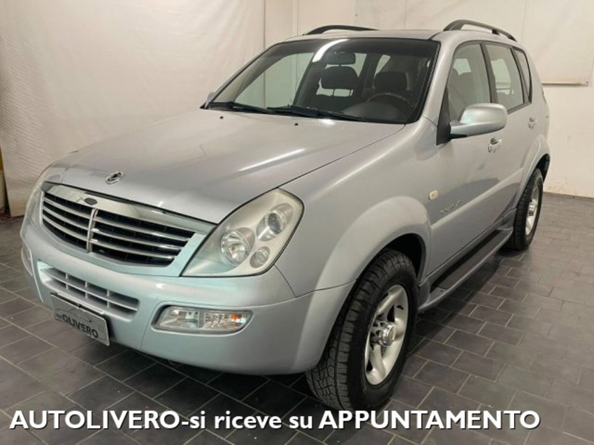 Ssangyong Rexton 2.7 XDi cat Plus (2)