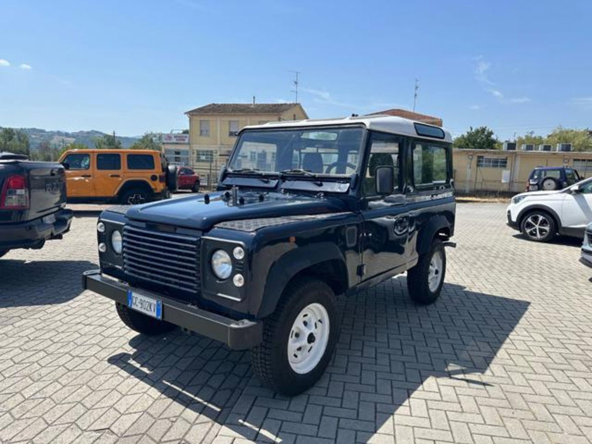 Land Rover Defender 90 2.5 Tdi Hard-top (3)