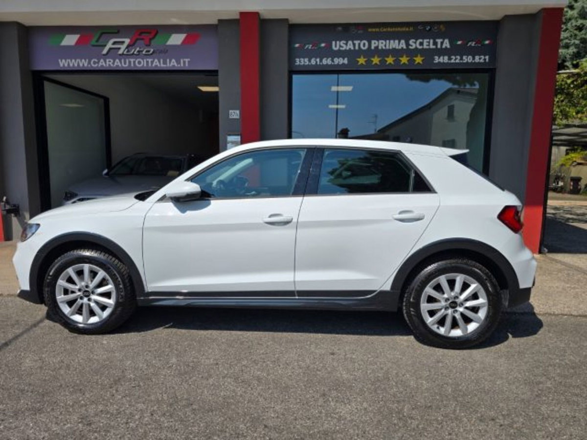 Audi A1 allstreet 30 1.0 tfsi Business 116cv s tronic (19)