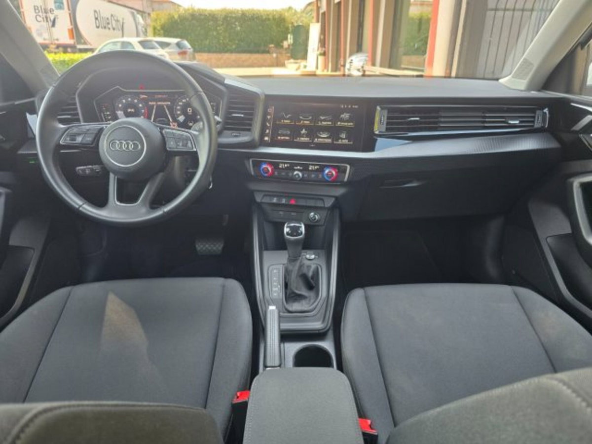 Audi A1 allstreet 30 1.0 tfsi Business 116cv s tronic (4)