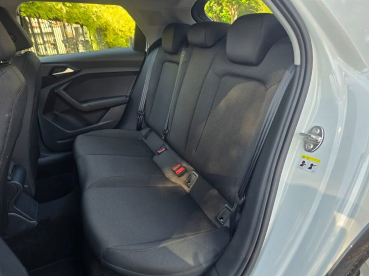 Audi A1 allstreet 30 1.0 tfsi Business 116cv s tronic (8)