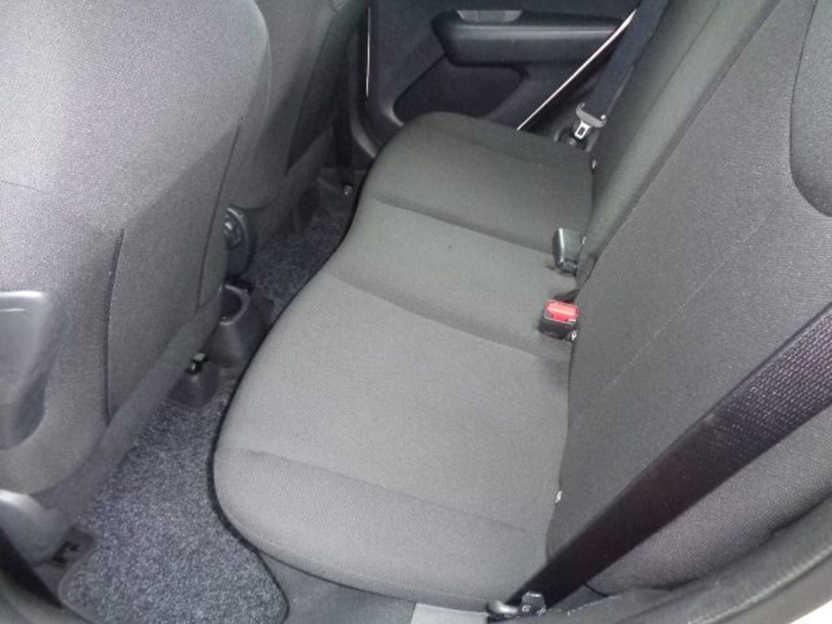 Citroen C1 C1 VTi 72 5 porte Feel (8)
