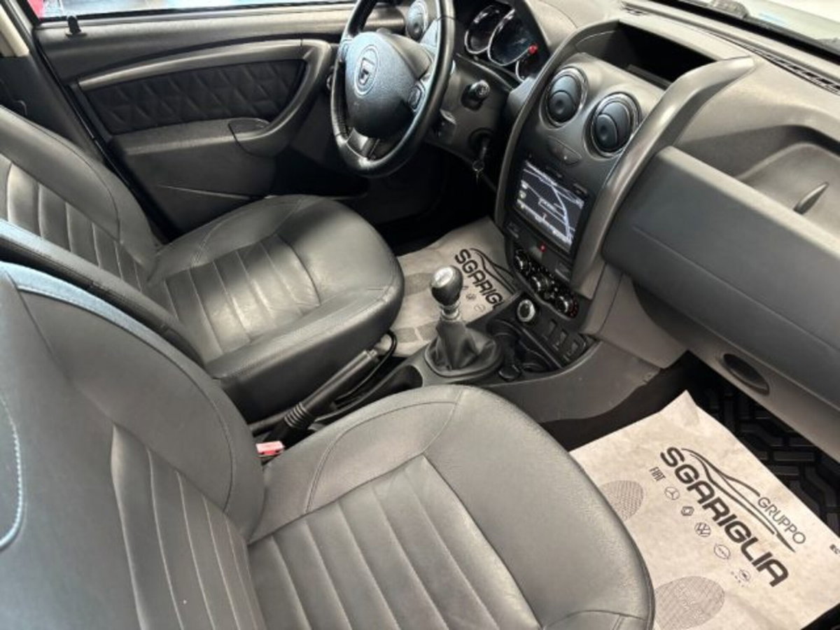 Dacia Duster 1.5 dCi 110CV 4x4 Prestige (13)