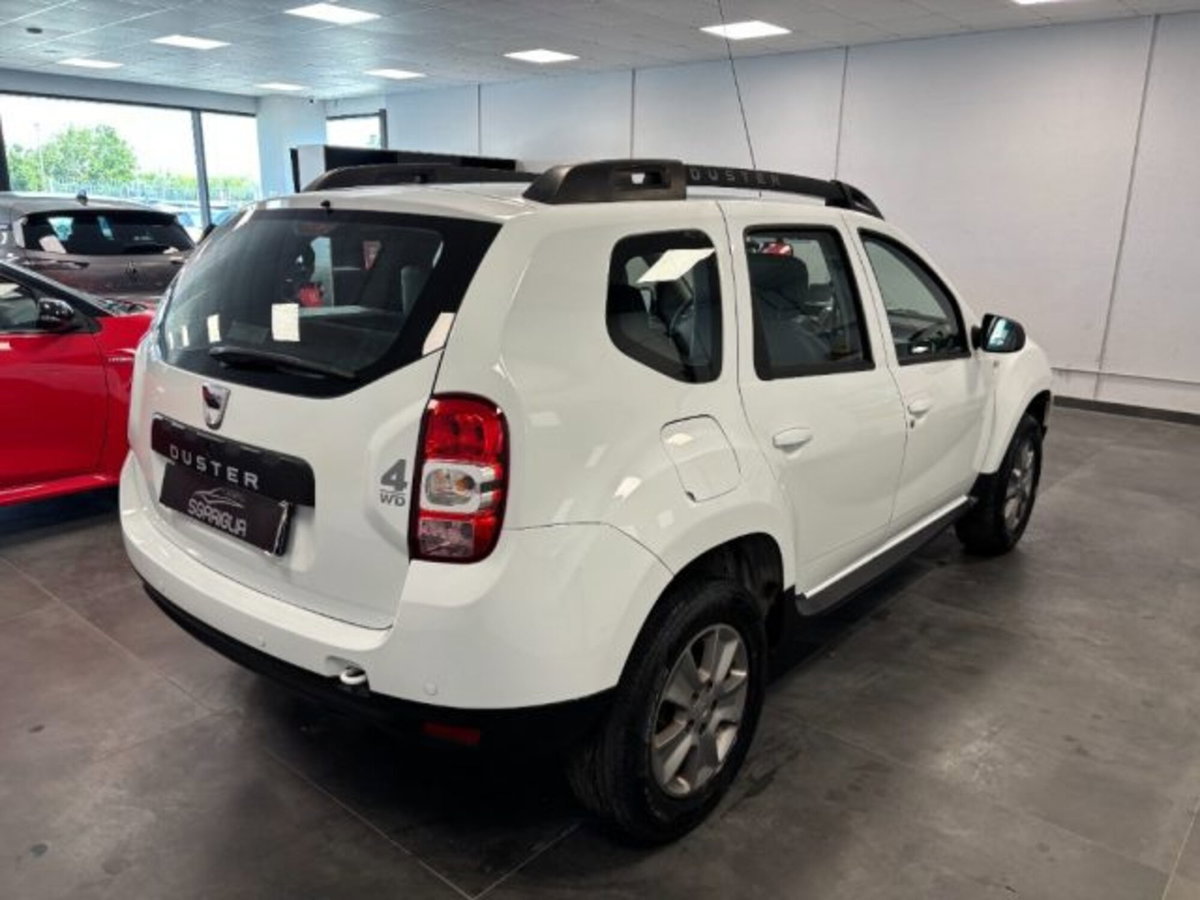 Dacia Duster 1.5 dCi 110CV 4x4 Prestige (6)