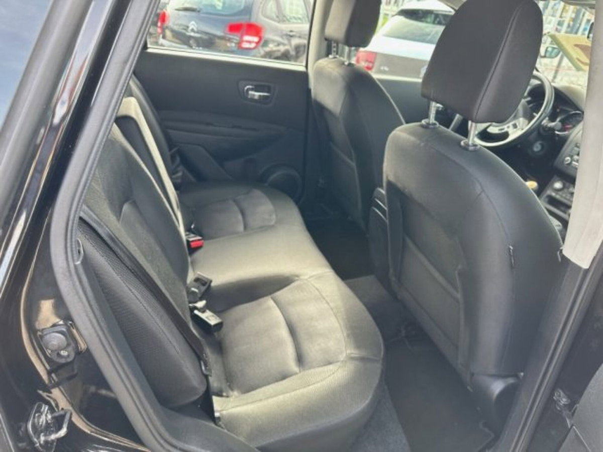 Nissan Qashqai 1.5 dCi DPF Tekna (16)