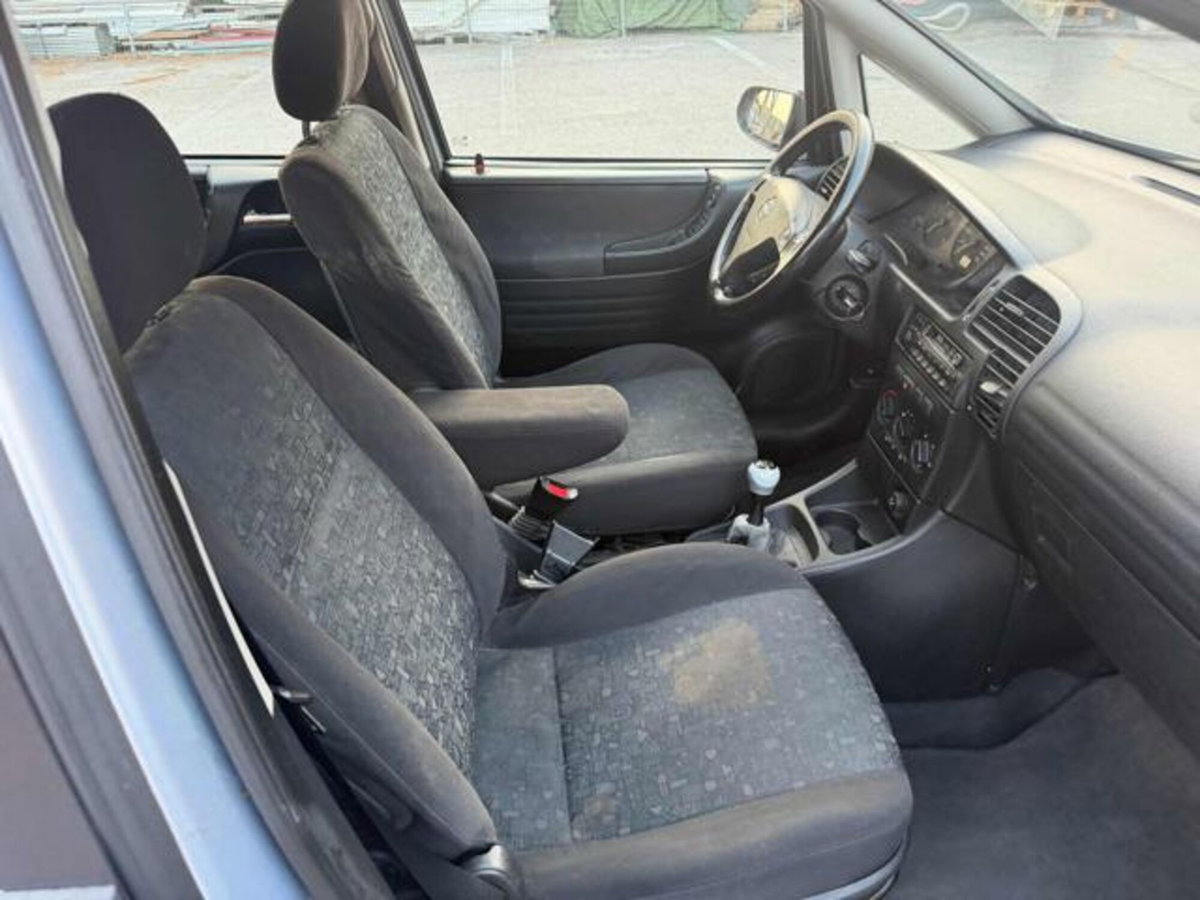 Opel Zafira 16V DI cat CD (14)