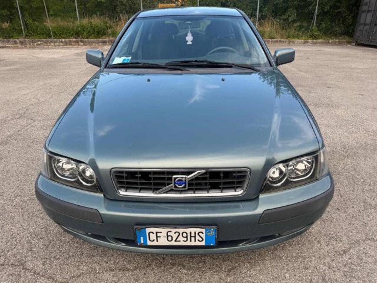 Volvo V40 1.9 D cat (10)