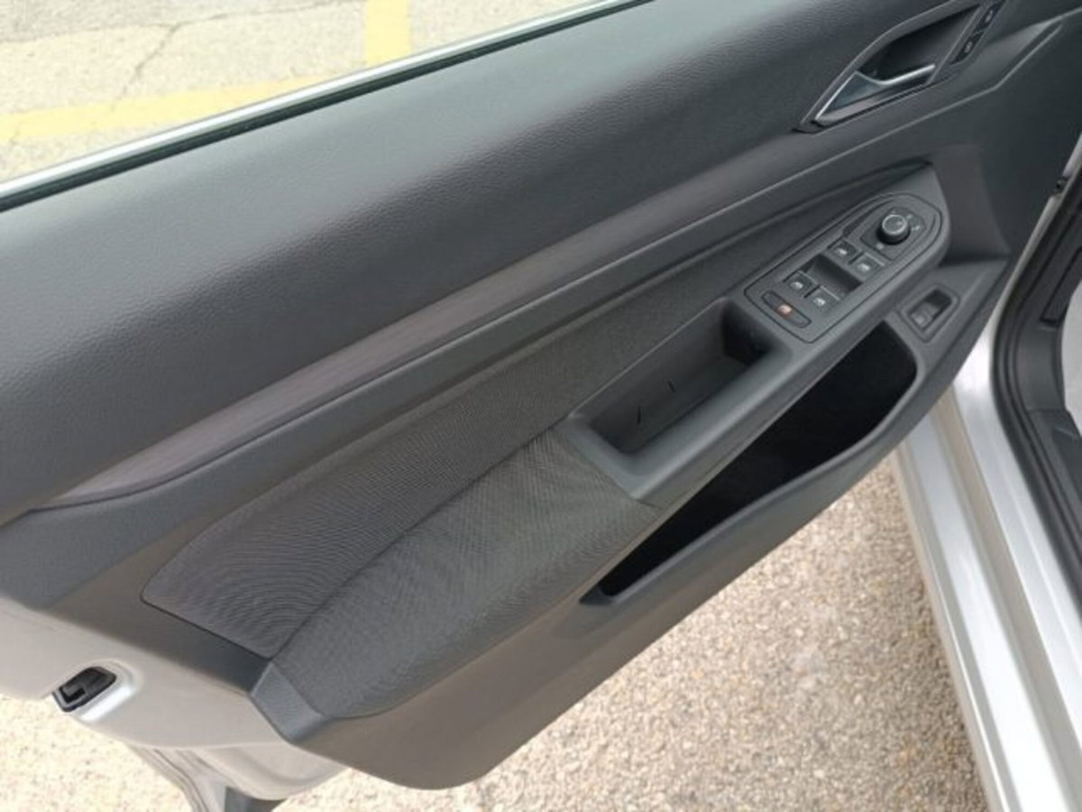 Volkswagen Golf 1.4 TSI eHYBRID 204 CV DSG Style (9)