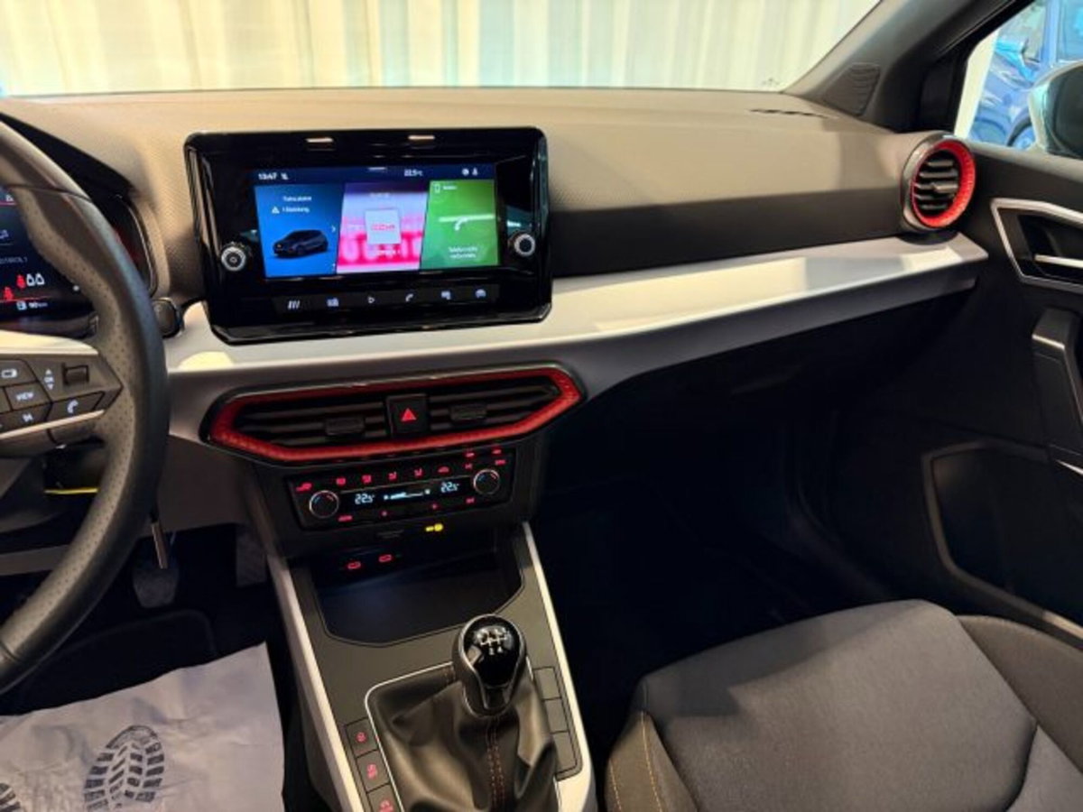 SEAT Arona 1.0 EcoTSI FR (8)