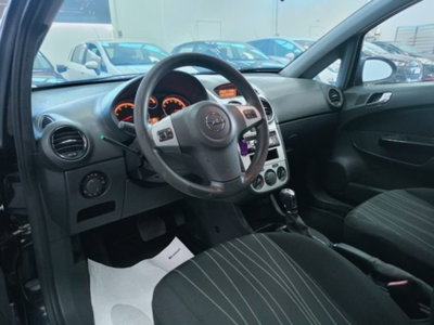 Opel Corsa 1.4 16V 3 porte aut. Enjoy (13)
