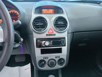 Opel Corsa 1.4 16V 3 porte aut. Enjoy (19)