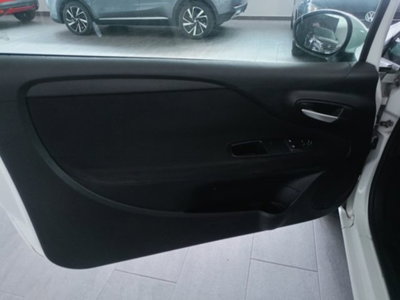 Fiat Punto 1.4 8V 3 porte Natural Power Easy (11)