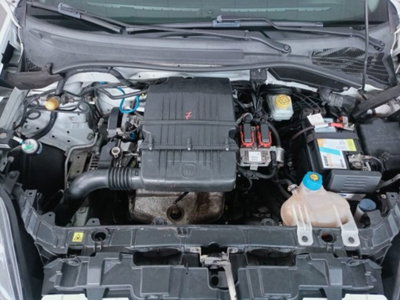 Fiat Punto 1.4 8V 3 porte Natural Power Easy (20)
