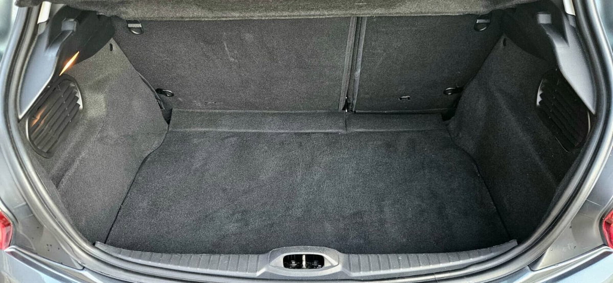 Peugeot 208 75 5 porte Allure (17)