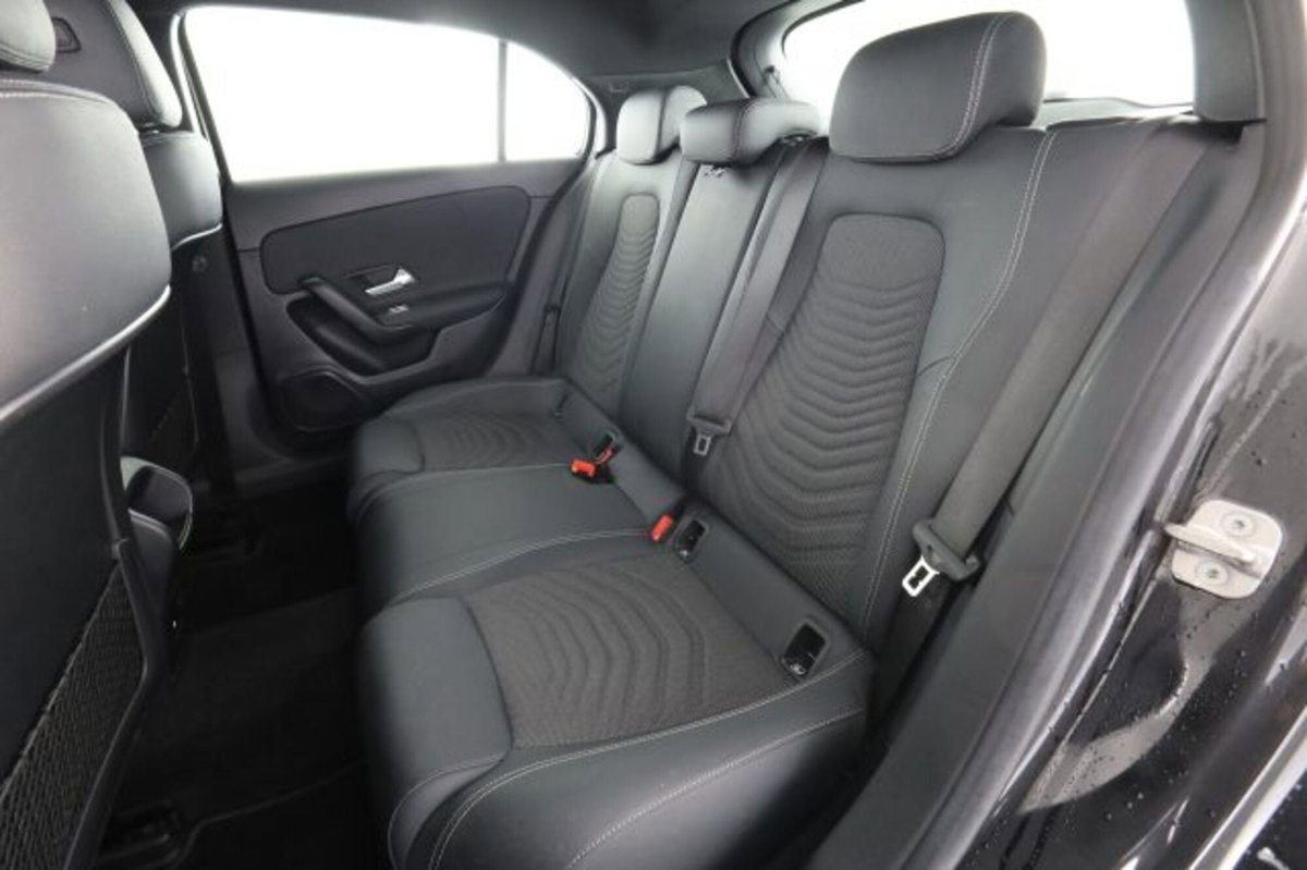 Mercedes-Benz Classe A 180 Automatic Executive (3)