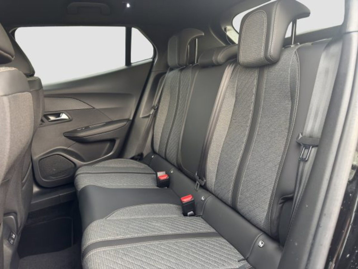 Peugeot 2008 PureTech 100 S&S Allure (10)