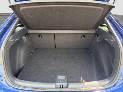 Volkswagen Taigo 1.0 tsi R-Line 115cv (14)