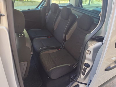 Peugeot Partner BlueHDi 100 Outdoor (18)