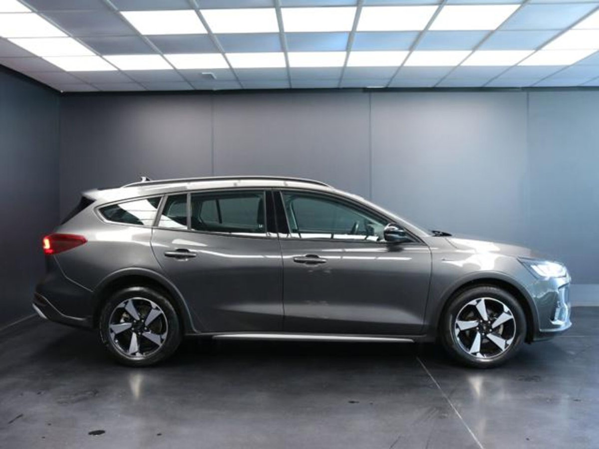 Ford Focus Station Wagon 1.5 EcoBlue 115 CV automatico SW Active Design (5)
