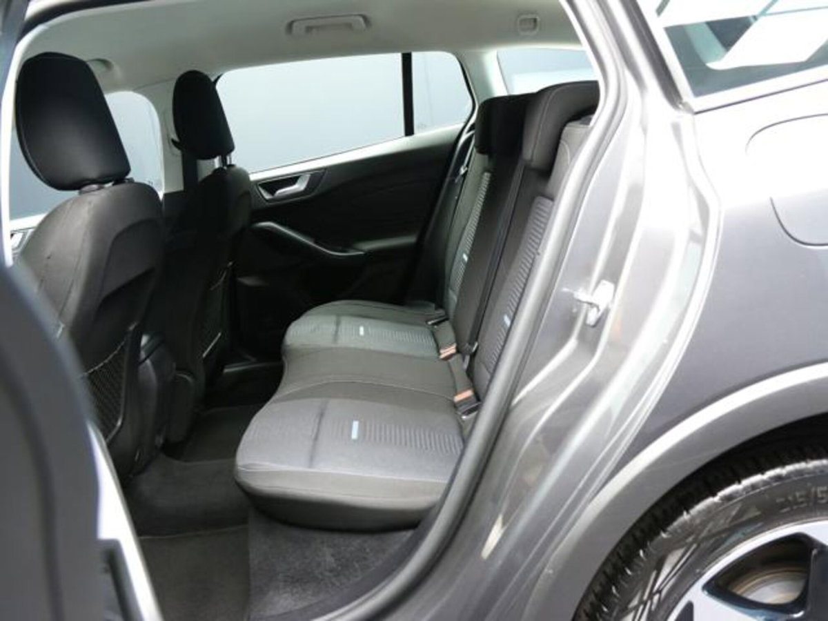 Ford Focus Station Wagon 1.5 EcoBlue 115 CV automatico SW Active Design (7)