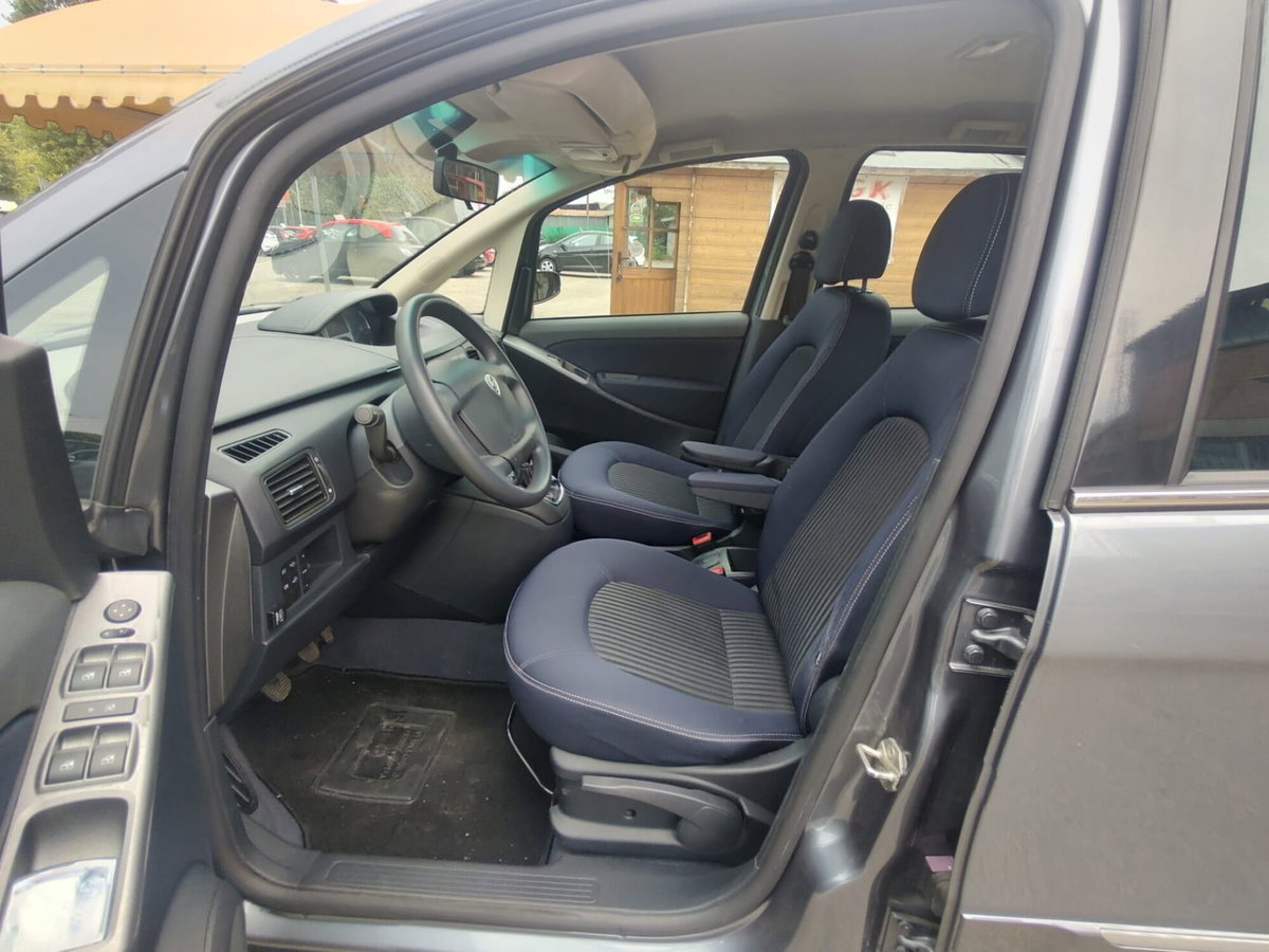 Lancia Musa 1.4 16V Platino (10)