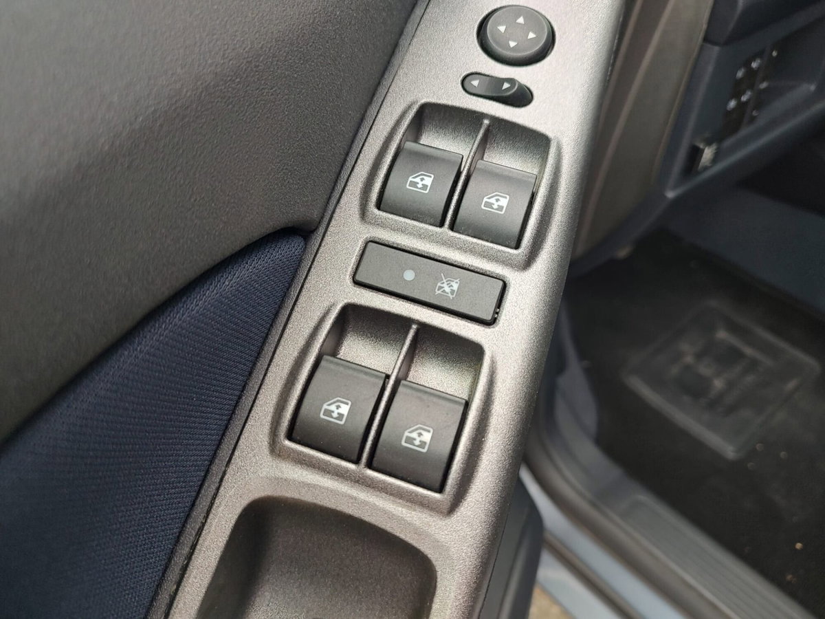 Lancia Musa 1.4 16V Platino (11)