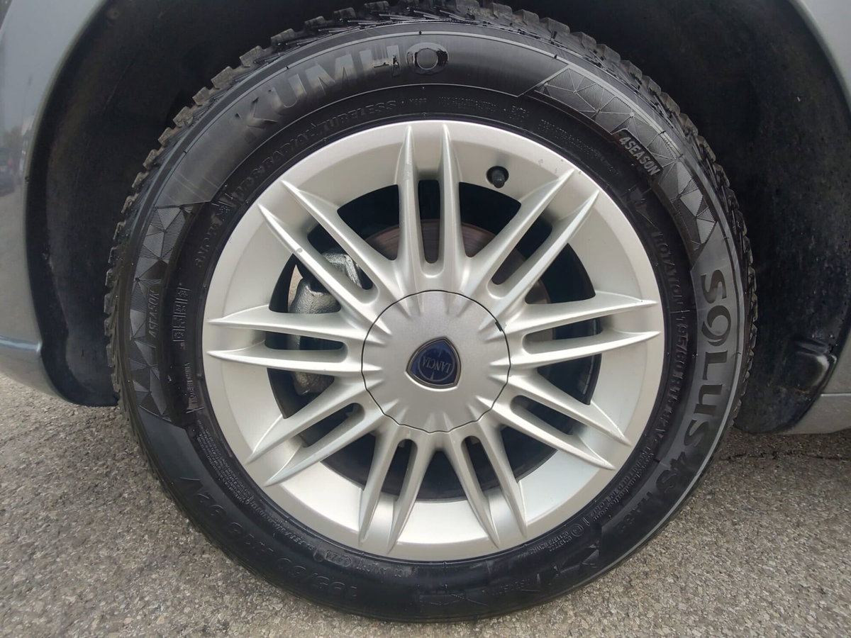 Lancia Musa 1.4 16V Platino (13)
