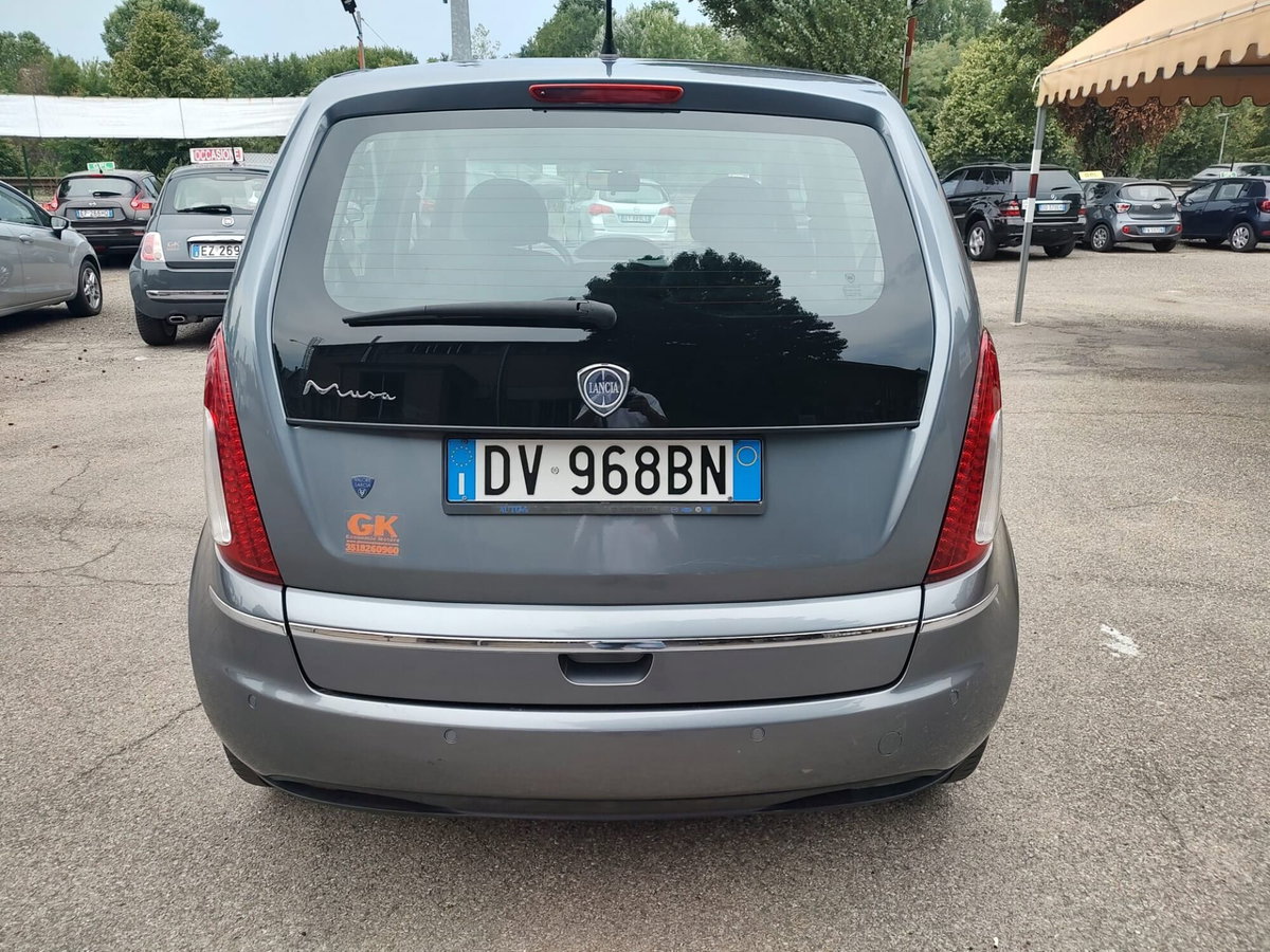 Lancia Musa 1.4 16V Platino (3)