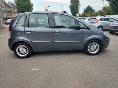 Lancia Musa 1.4 16V Platino (9)