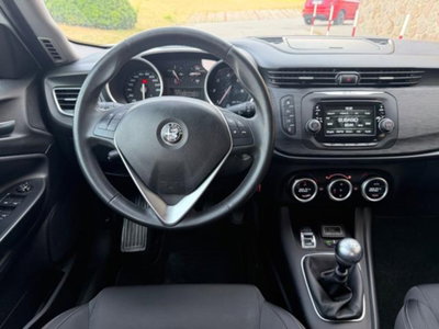 Alfa Romeo Giulietta 2.0 JTDm Giulietta 150cv (13)