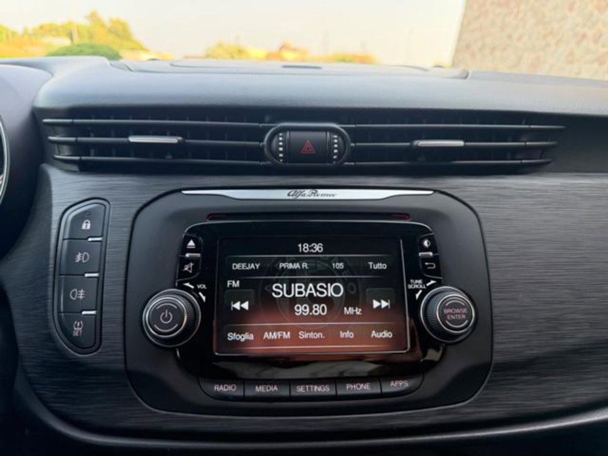 Alfa Romeo Giulietta 2.0 JTDm Giulietta 150cv (17)