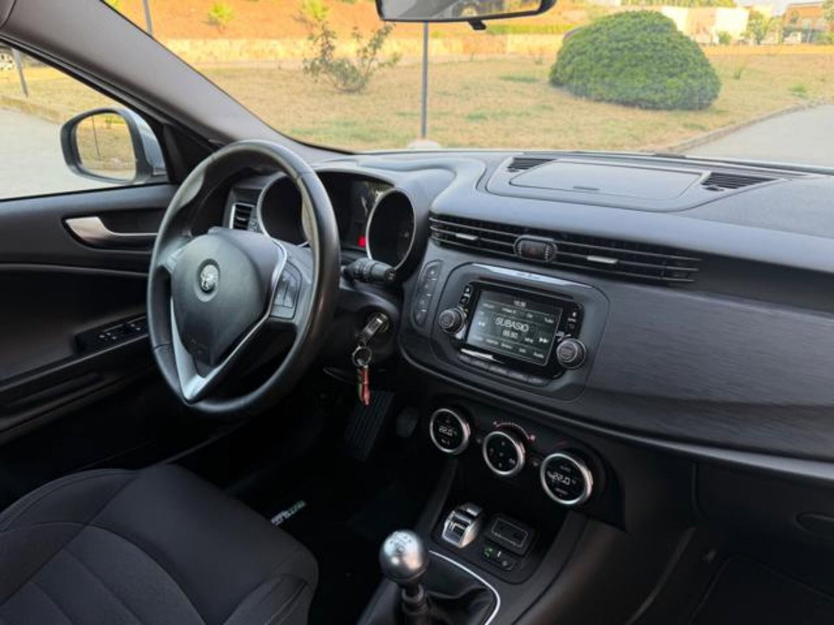 Alfa Romeo Giulietta 2.0 JTDm Giulietta 150cv (20)