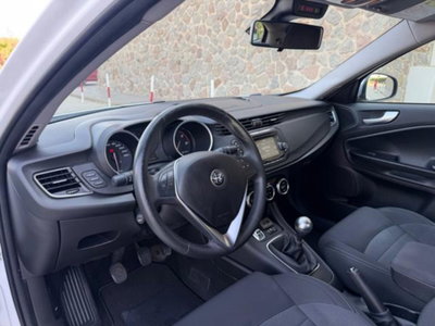 Alfa Romeo Giulietta 2.0 JTDm Giulietta 150cv (9)