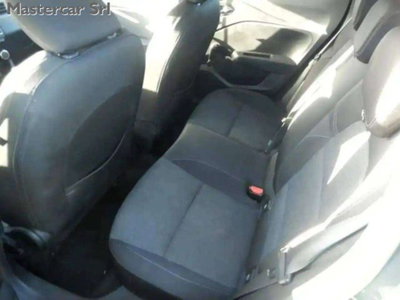 Renault Clio 1.0 tce Techno 90cv (5)