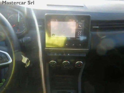 Renault Clio 1.0 tce Techno 90cv (6)