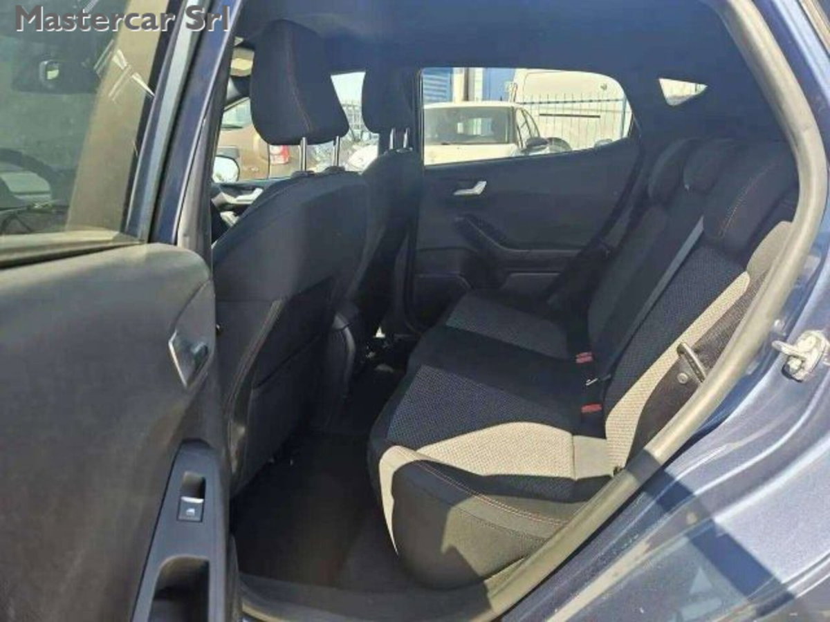 Ford Fiesta 1.0 Ecoboost 95 CV 5 porte ST-Line (12)