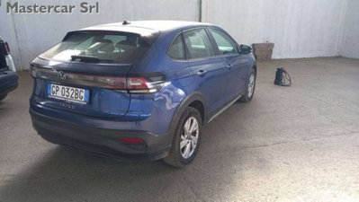 Volkswagen Taigo 1.0 tsi Life 95cv (5)