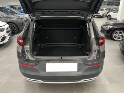 Opel Grandland X 1.5 diesel Ecotec Start&Stop aut. Design Line (9)