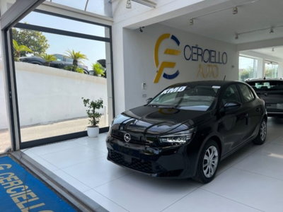 Opel Corsa 1.2 100 CV (2)