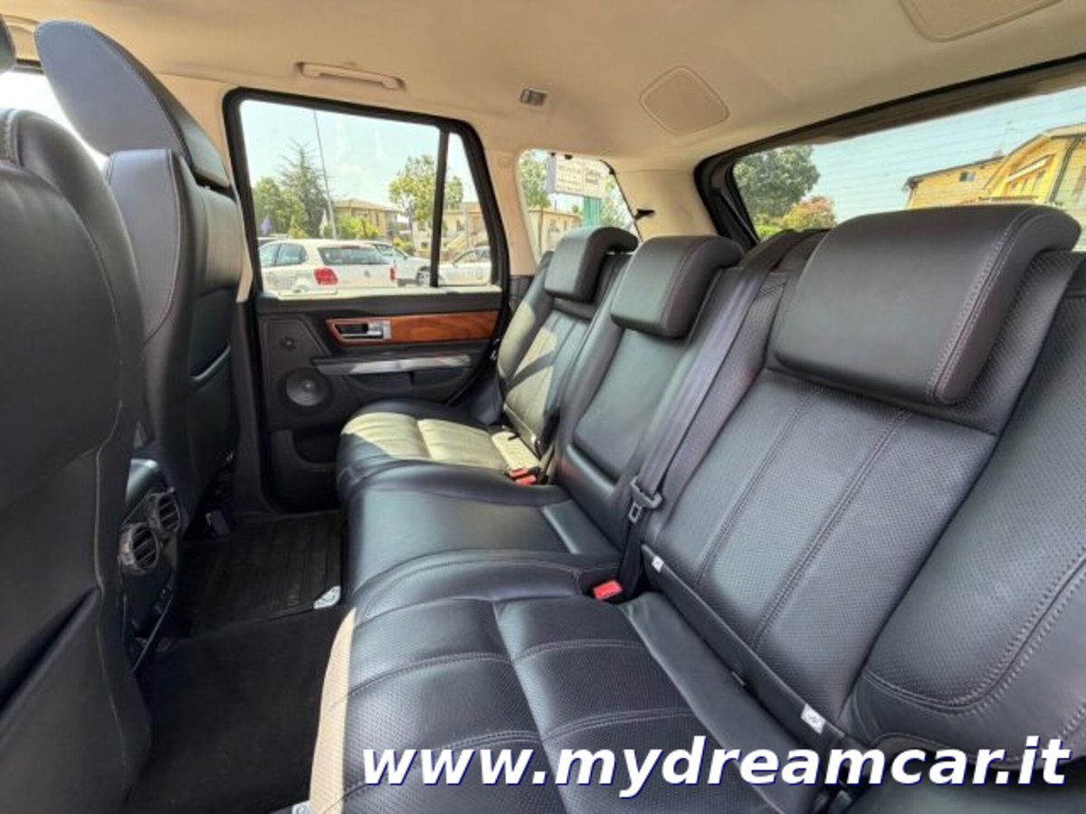 Land Rover Range Rover Sport 3.0 SDV6 HSE (9)