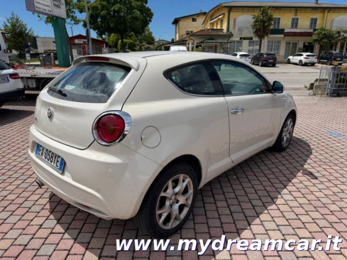 Alfa Romeo MiTo 1.3 JTDm 85 CV S&S Distinctive (4)