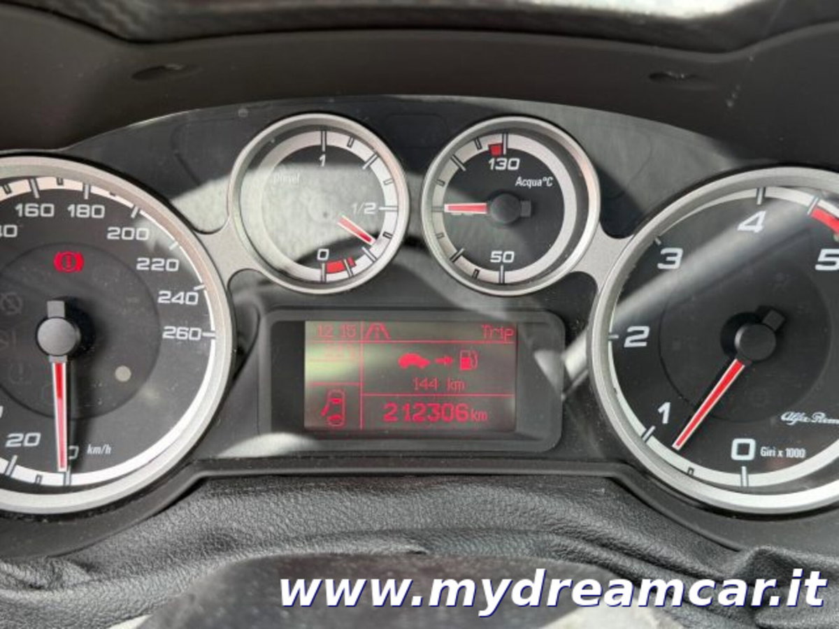 Alfa Romeo MiTo 1.3 JTDm 85 CV S&S Distinctive (6)