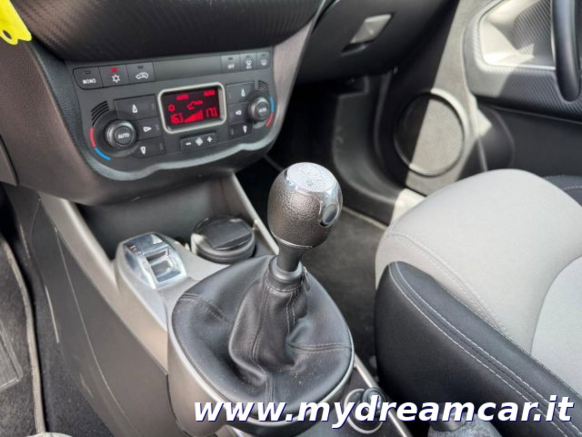 Alfa Romeo MiTo 1.3 JTDm 85 CV S&S Distinctive (7)