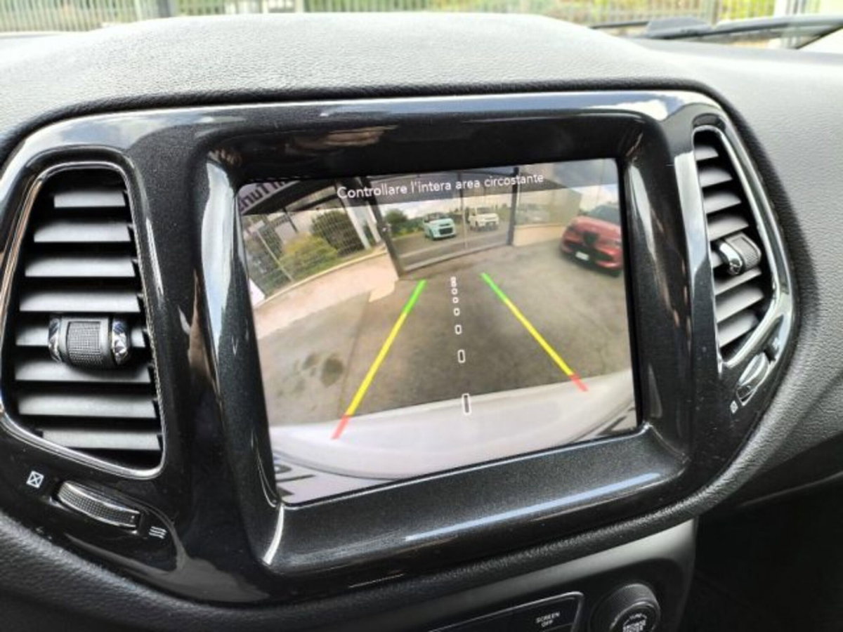 Jeep Compass 1.3 T4 240CV PHEV AT6 4xe Trailhawk (11)
