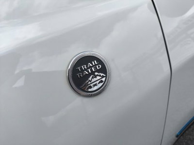 Jeep Compass 1.3 T4 240CV PHEV AT6 4xe Trailhawk (14)