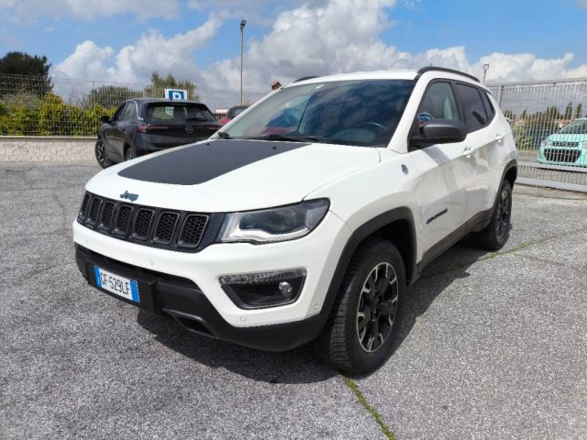 Jeep Compass 1.3 T4 240CV PHEV AT6 4xe Trailhawk (2)