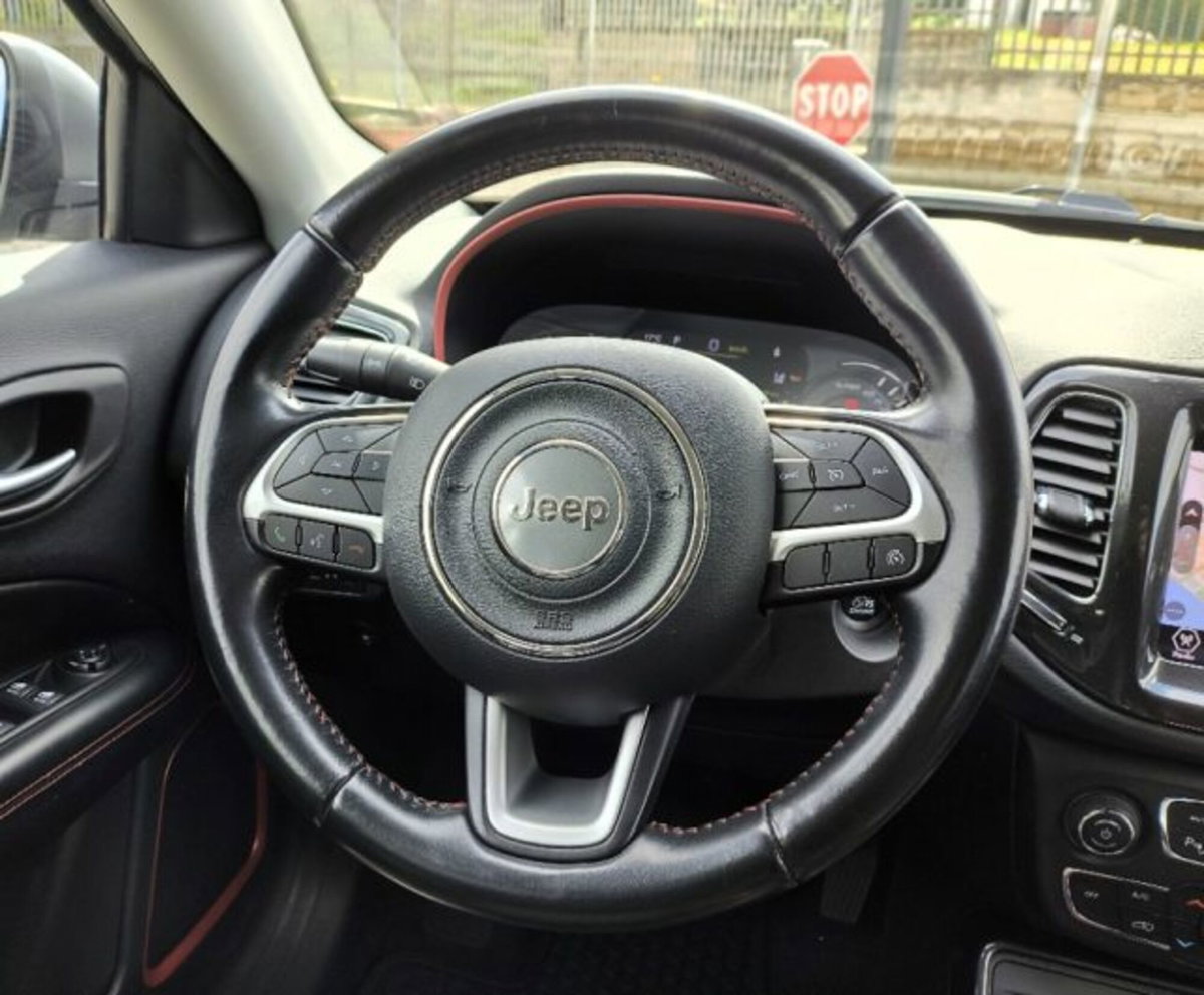 Jeep Compass 1.3 T4 240CV PHEV AT6 4xe Trailhawk (8)