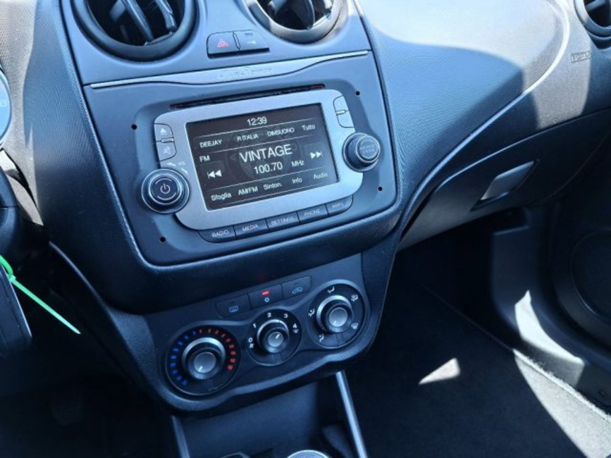 Alfa Romeo MiTo 1.4 78 CV 8V S&S Super (8)
