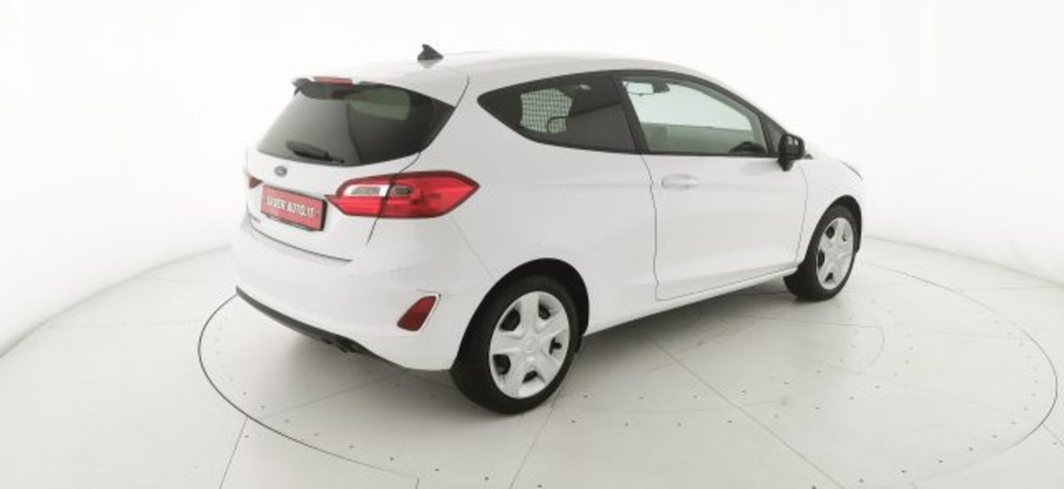 Ford Fiesta Active 1.5 EcoBlue (7)
